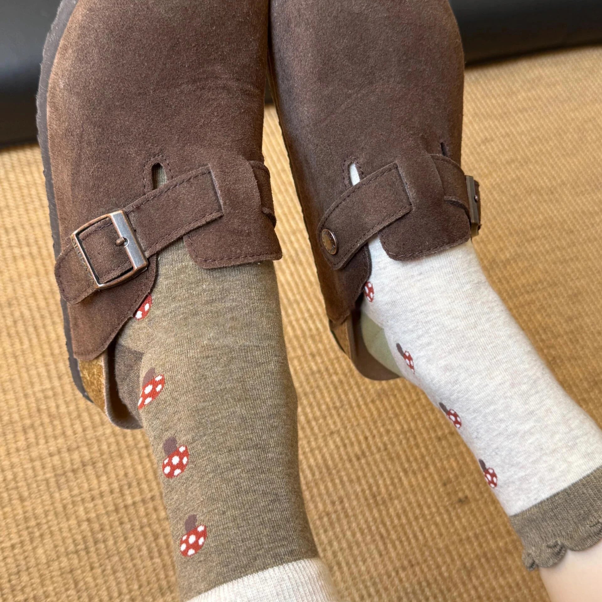 Porlsdn | Women’s Cute Mushroom Cotton Mid-Calf Socks for Spring & Fall