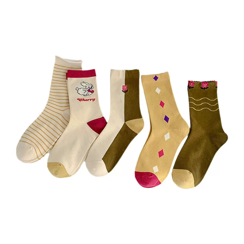 Porlsdn | Women’s Retro Cartoon Rabbit Floral Embroidered Mid-Calf Cotton Socks