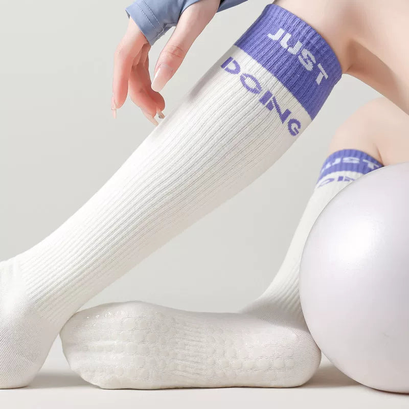 Porlsdn | Women’s Long Tube Cotton Yoga Socks – Color Block Non-Slip Pilates Floor Socks