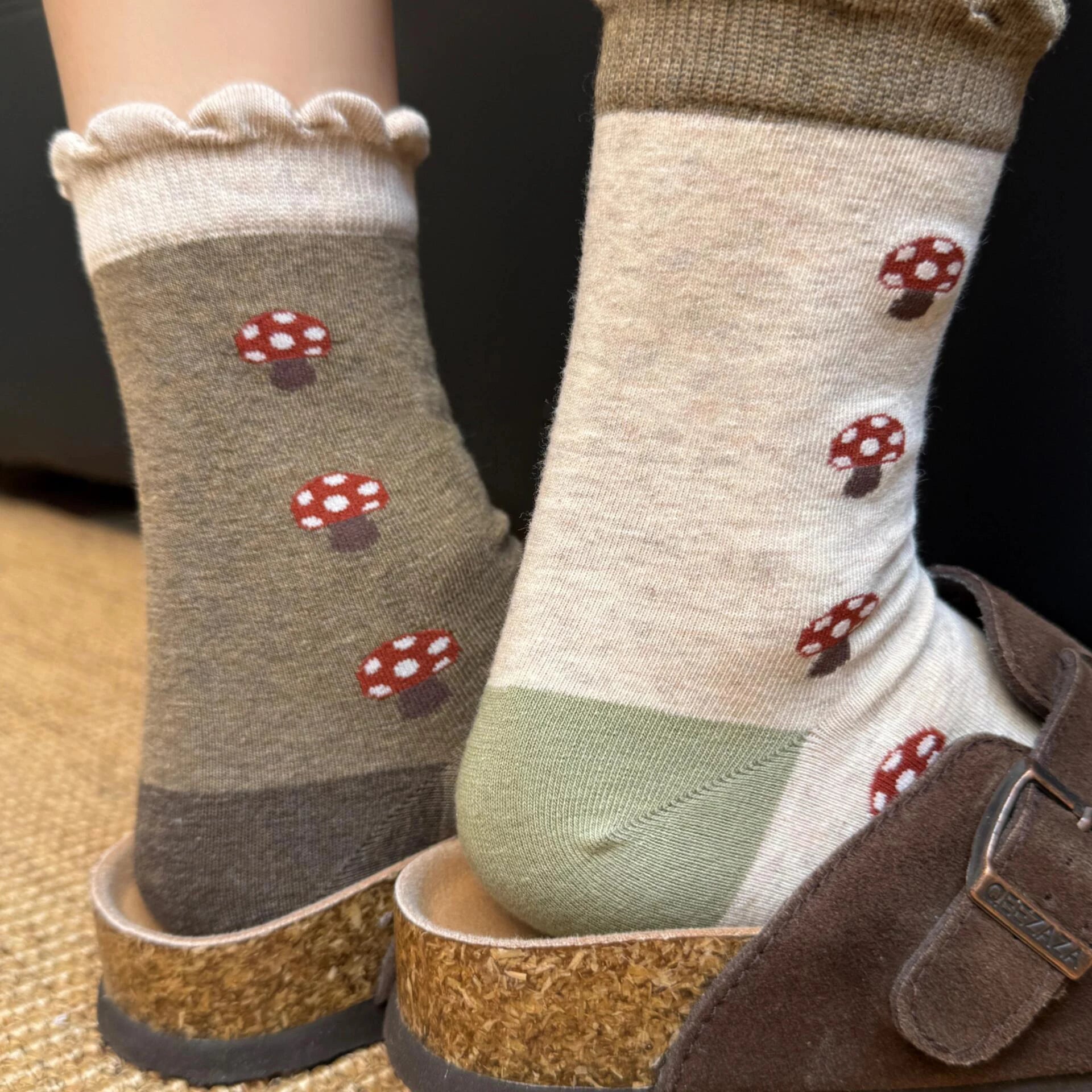 Porlsdn | Women’s Cute Mushroom Cotton Mid-Calf Socks for Spring & Fall