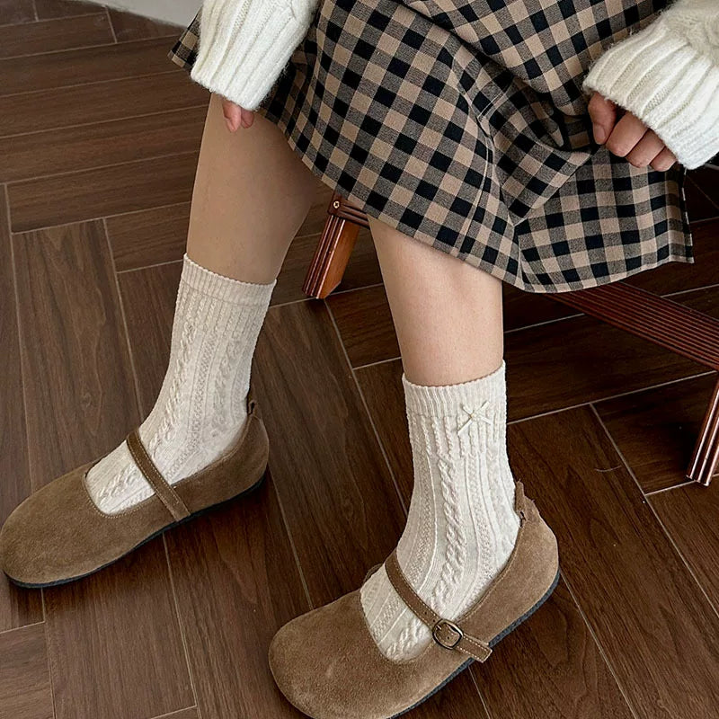 Porlsdn | Women’s Bow Detail Mid-Tube Socks with Ballet-Inspired Design