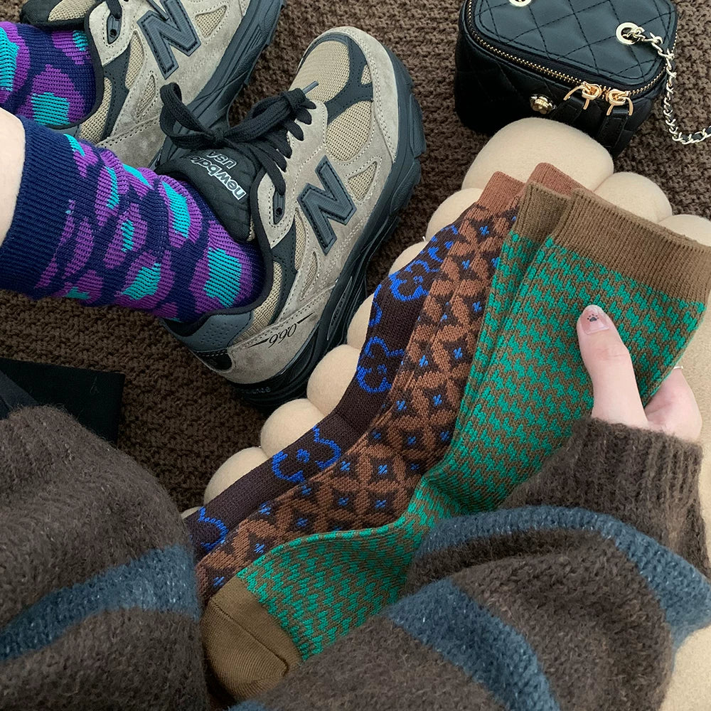 Porlsdn | Women’s Houndstooth Mid-Calf Cotton Socks for Autumn and Winter