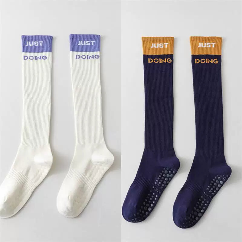 Porlsdn | Women’s Long Tube Cotton Yoga Socks – Color Block Non-Slip Pilates Floor Socks
