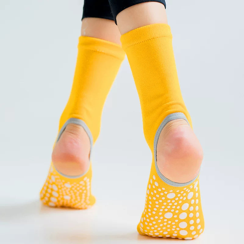 Porlsdn | Mid-Calf Five-Toe Yoga Socks with Heel Structure for Indoor Practice