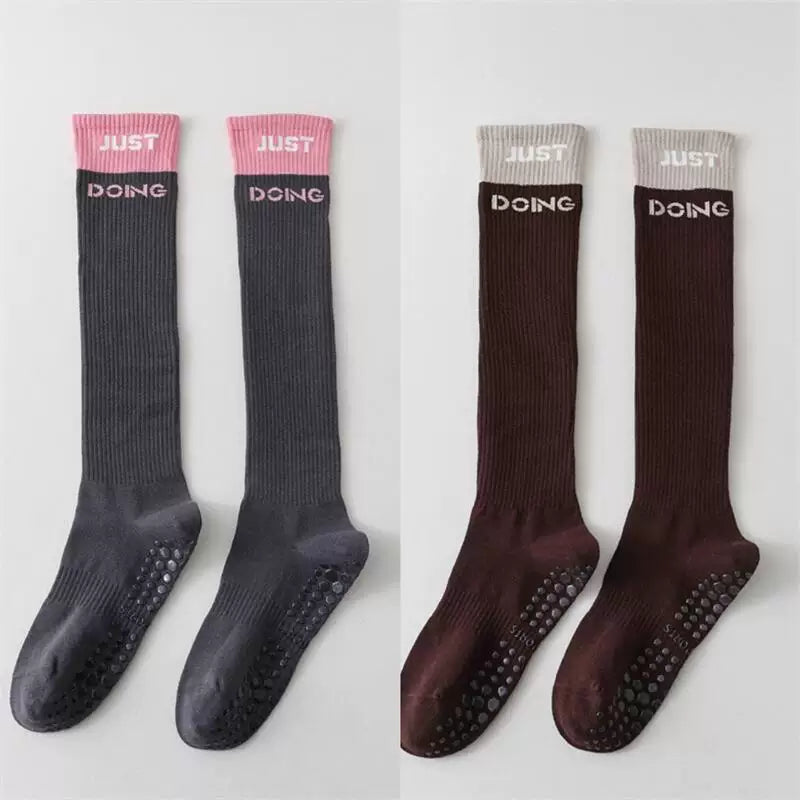 Porlsdn | Women’s Long Tube Cotton Yoga Socks – Color Block Non-Slip Pilates Floor Socks