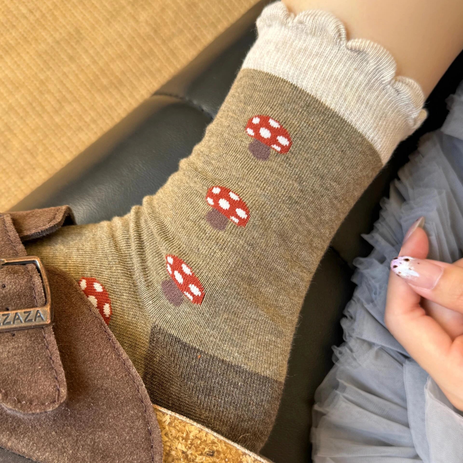 Porlsdn | Women’s Cute Mushroom Cotton Mid-Calf Socks for Spring & Fall