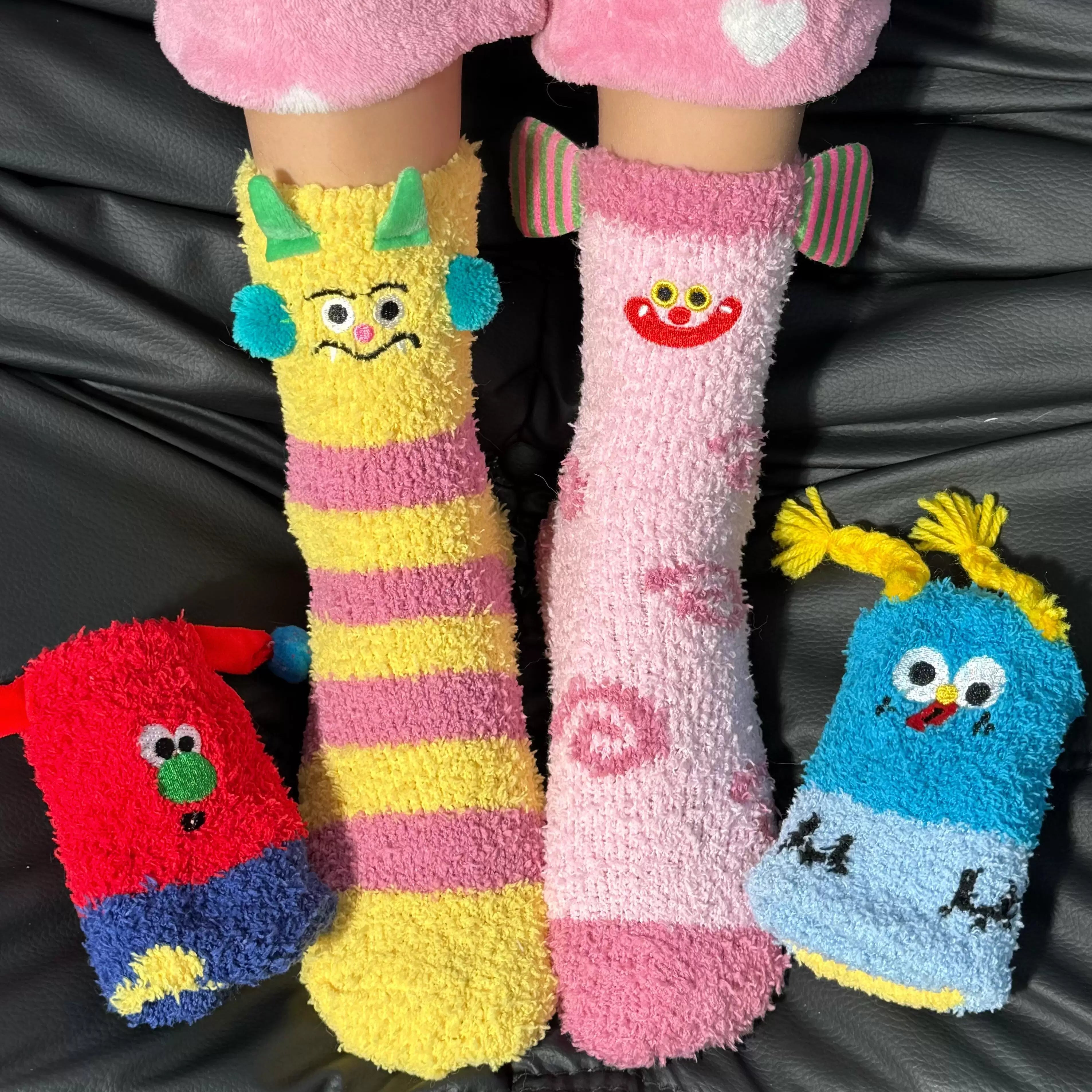 Porlsdn | Women’s Coral Fleece Mid-Calf Socks, Cozy Winter Home Wear