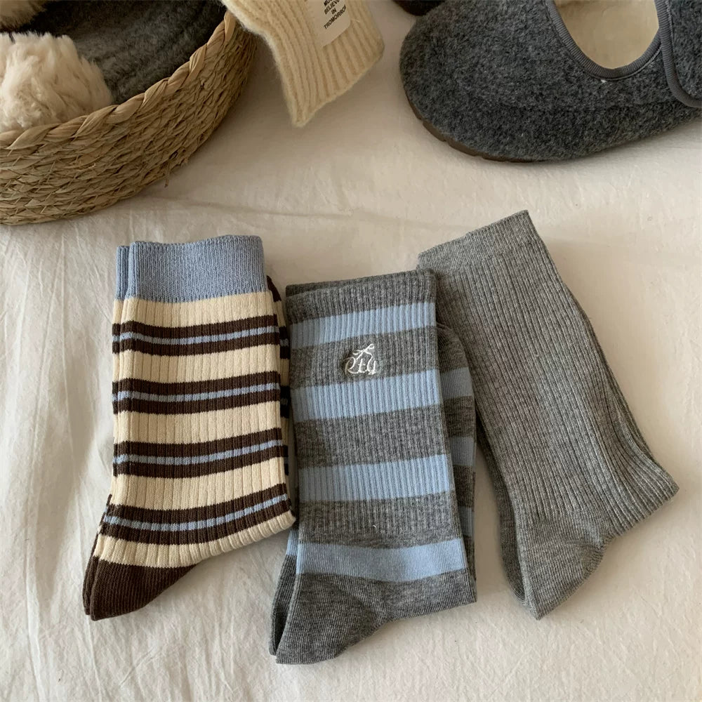 Porlsdn | Women’s Gray Mid-Calf Cotton Socks for Cooler Seasons