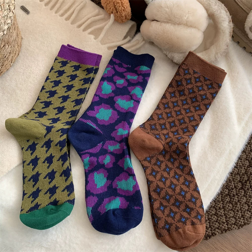 Porlsdn | Women’s Houndstooth Mid-Calf Cotton Socks for Autumn and Winter